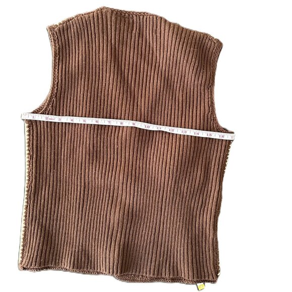 Rare 1970s Suede & Knit Vest Crochet Trim / covered buttons Brown Tan Vintage - Picture 9 of 10